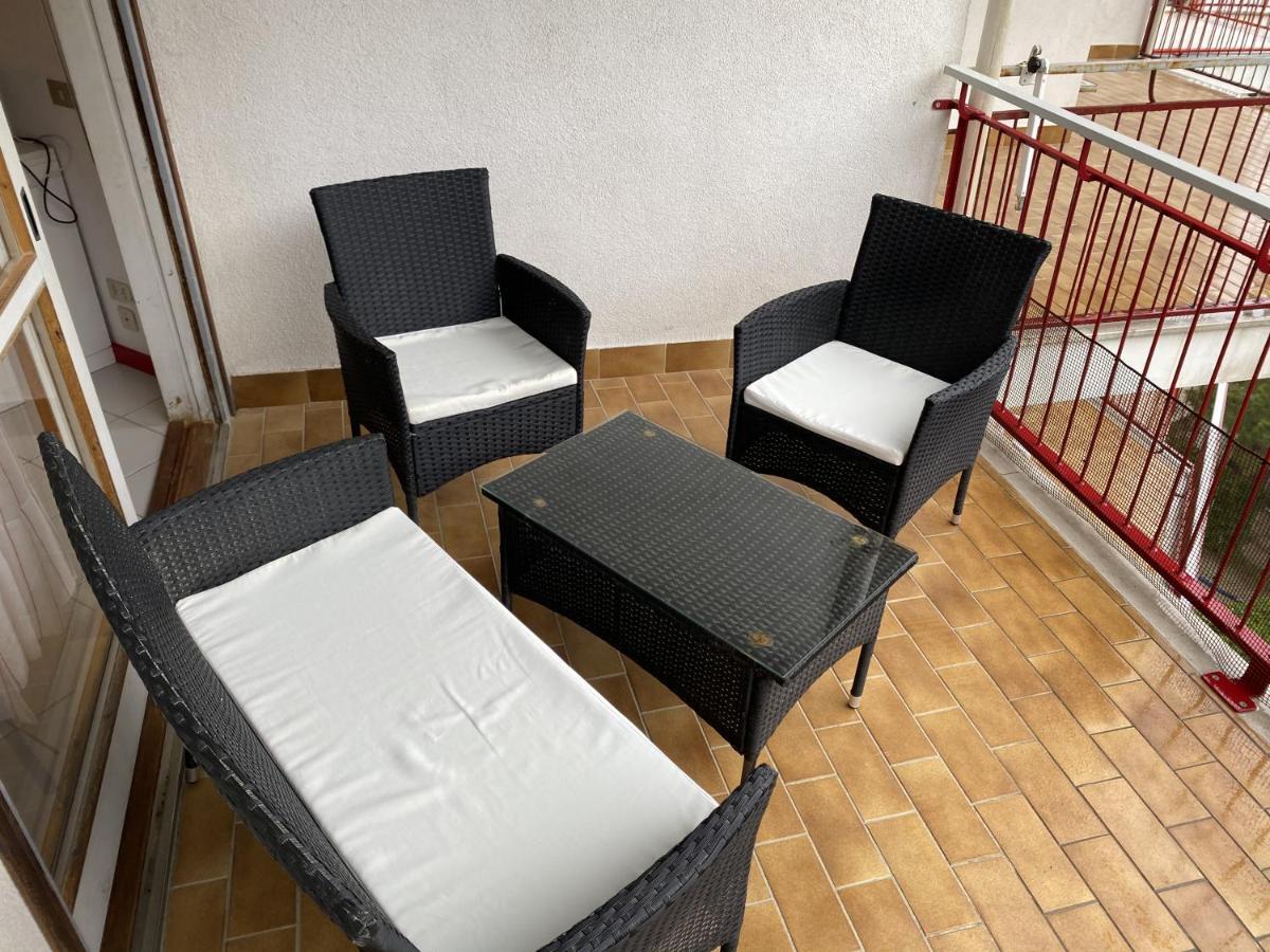 Residence Cristallo - Sabbiadoro 利尼亚诺萨比亚多罗 外观 照片