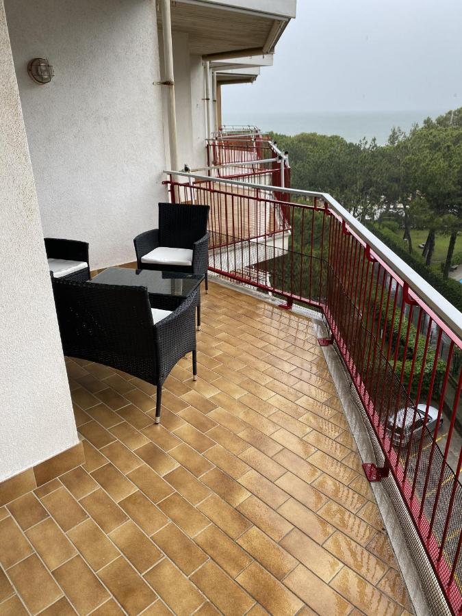 Residence Cristallo - Sabbiadoro 利尼亚诺萨比亚多罗 外观 照片